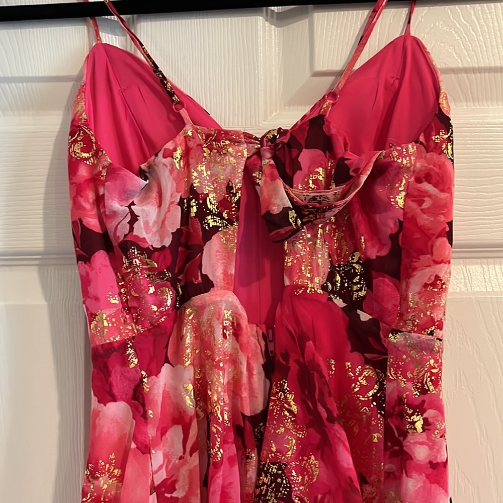Formal Dress - Picture 5 of 6